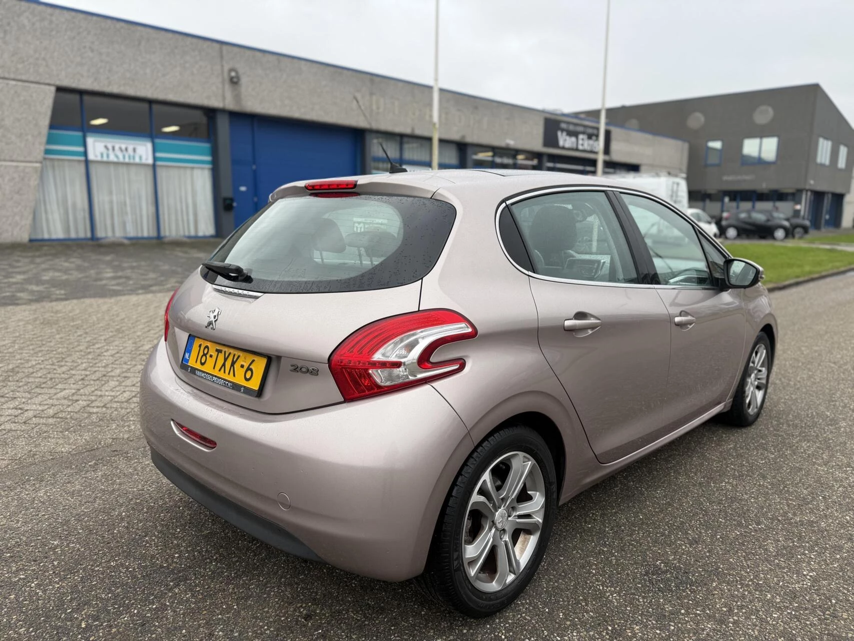 Hoofdafbeelding Peugeot 208