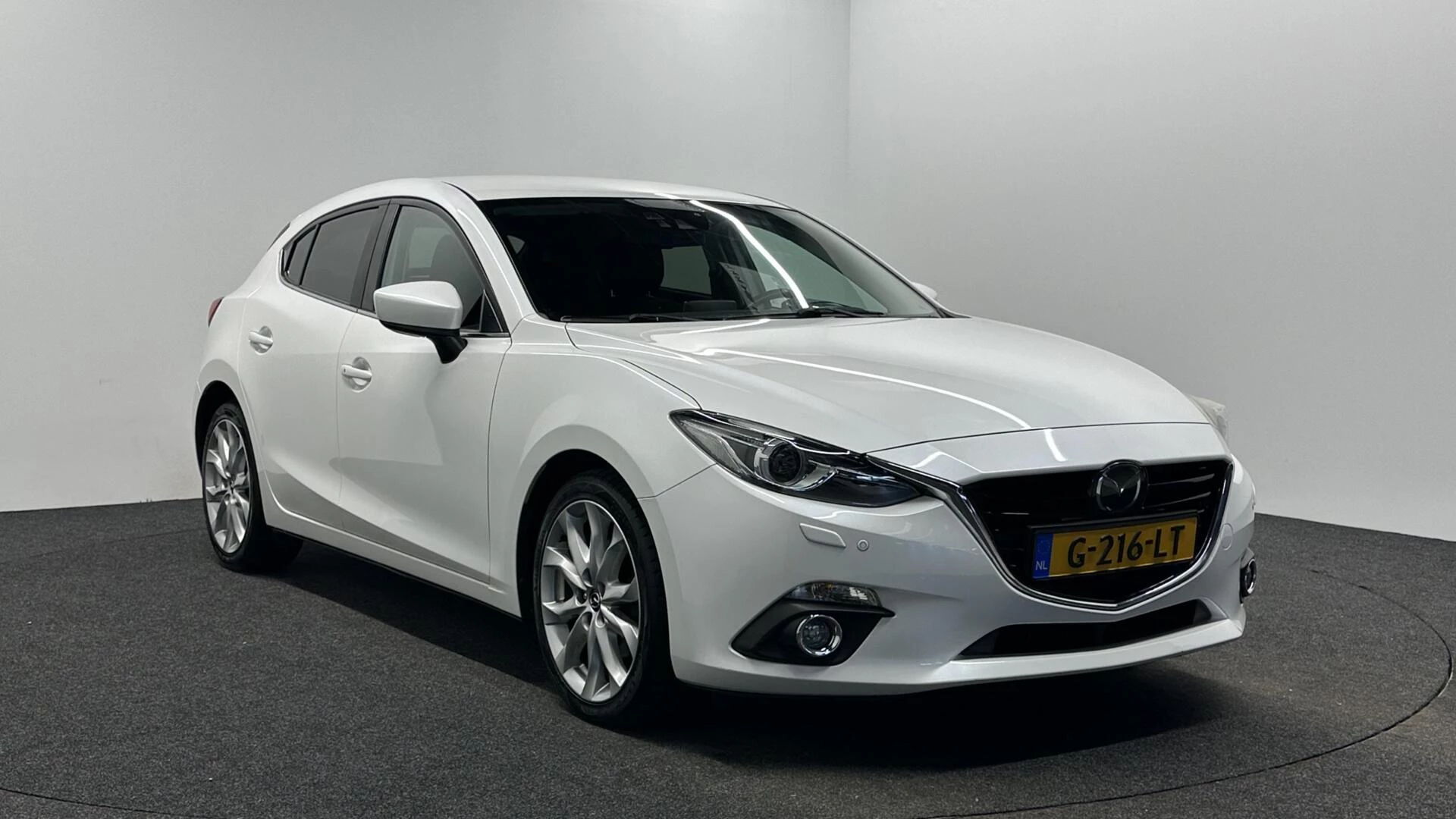 Hoofdafbeelding Mazda 3