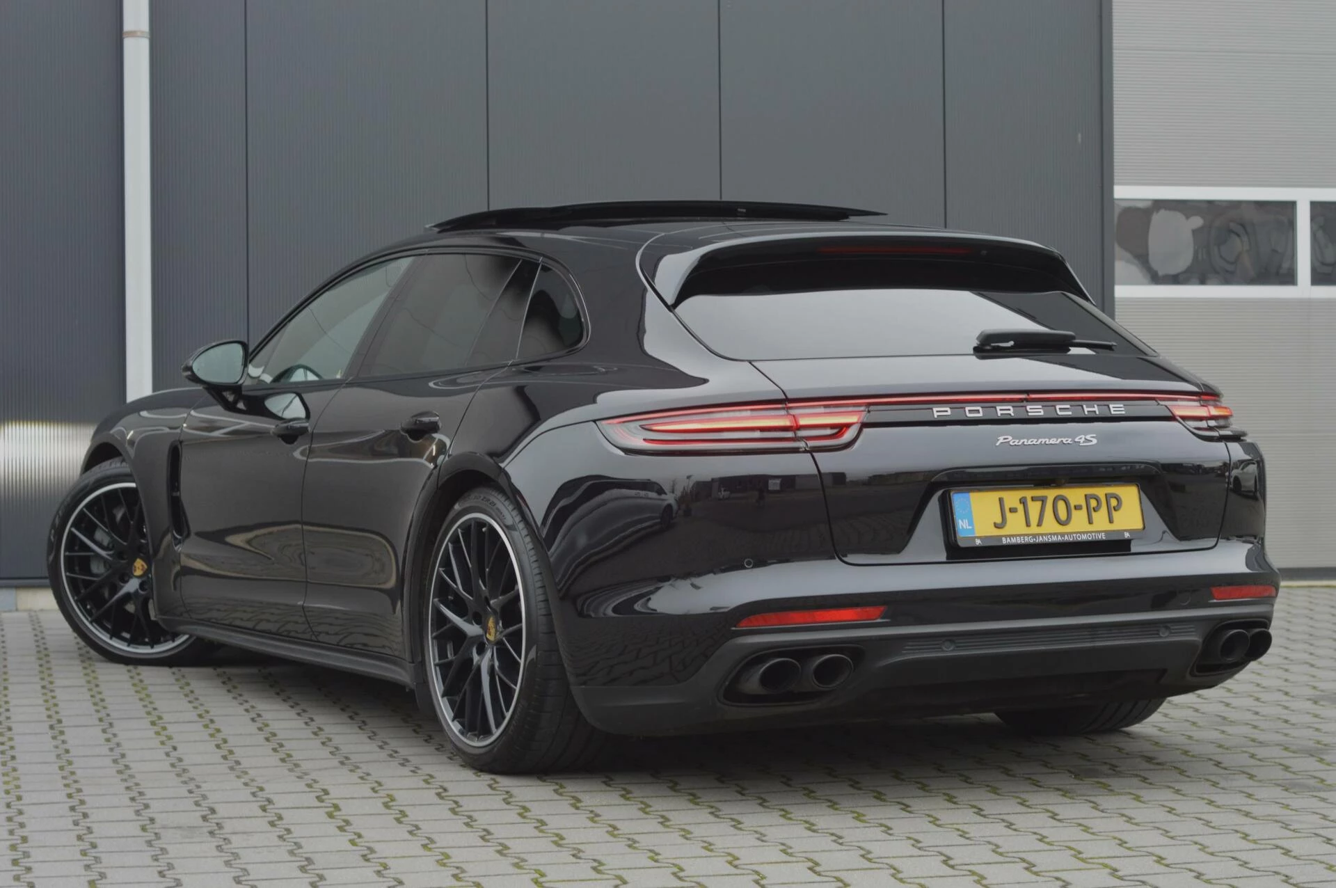 Hoofdafbeelding Porsche Panamera