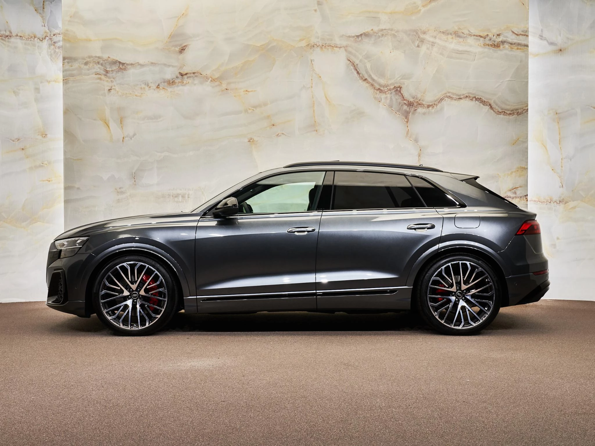 Hoofdafbeelding Audi Q8