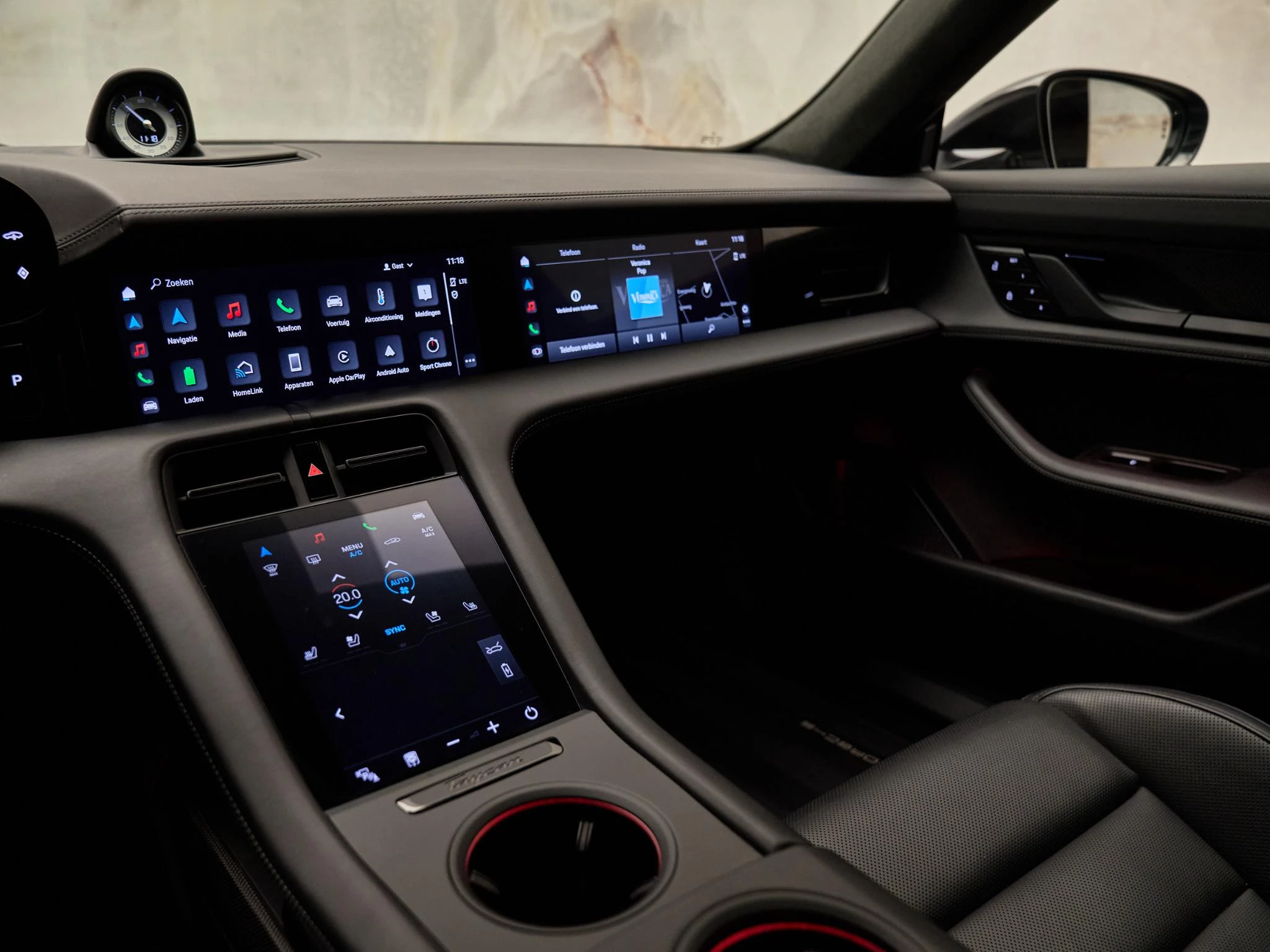 Hoofdafbeelding Porsche Taycan