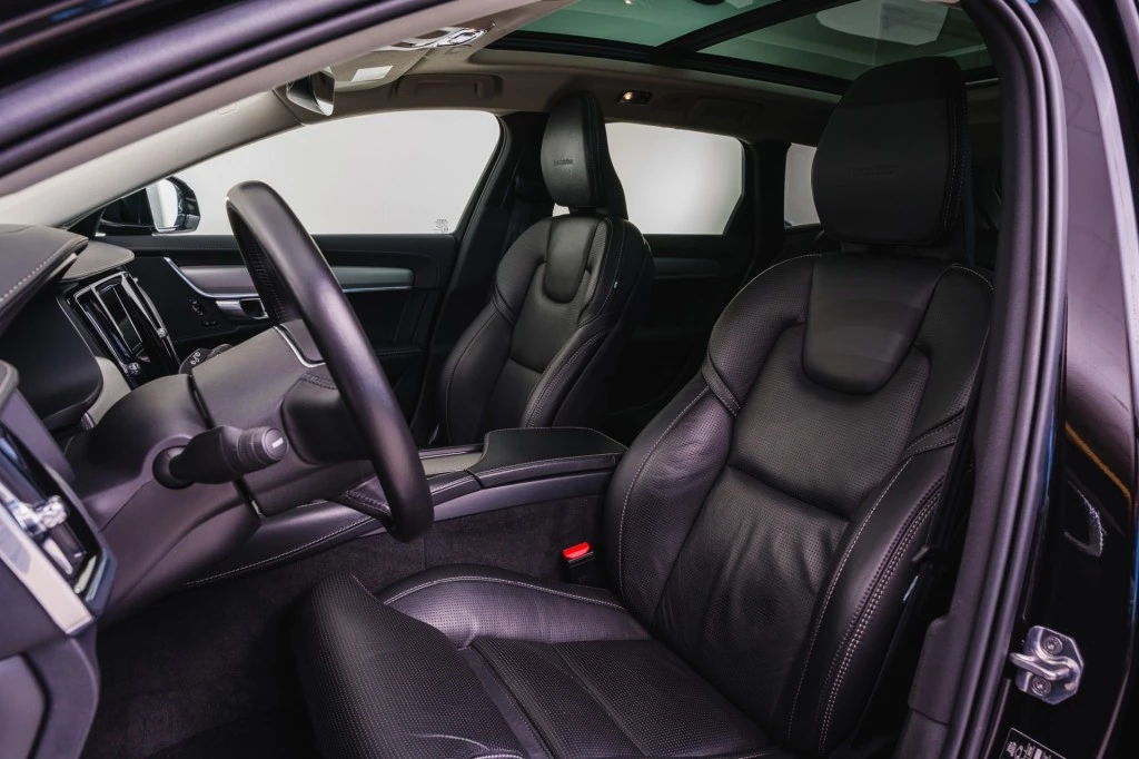 Hoofdafbeelding Volvo V90