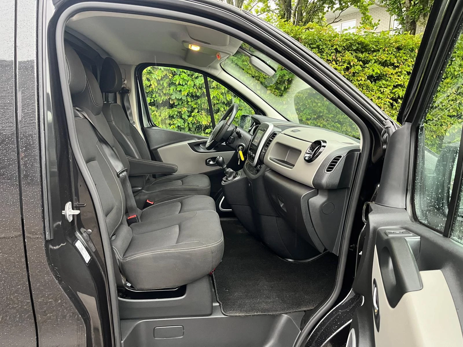 Hoofdafbeelding Nissan NV300