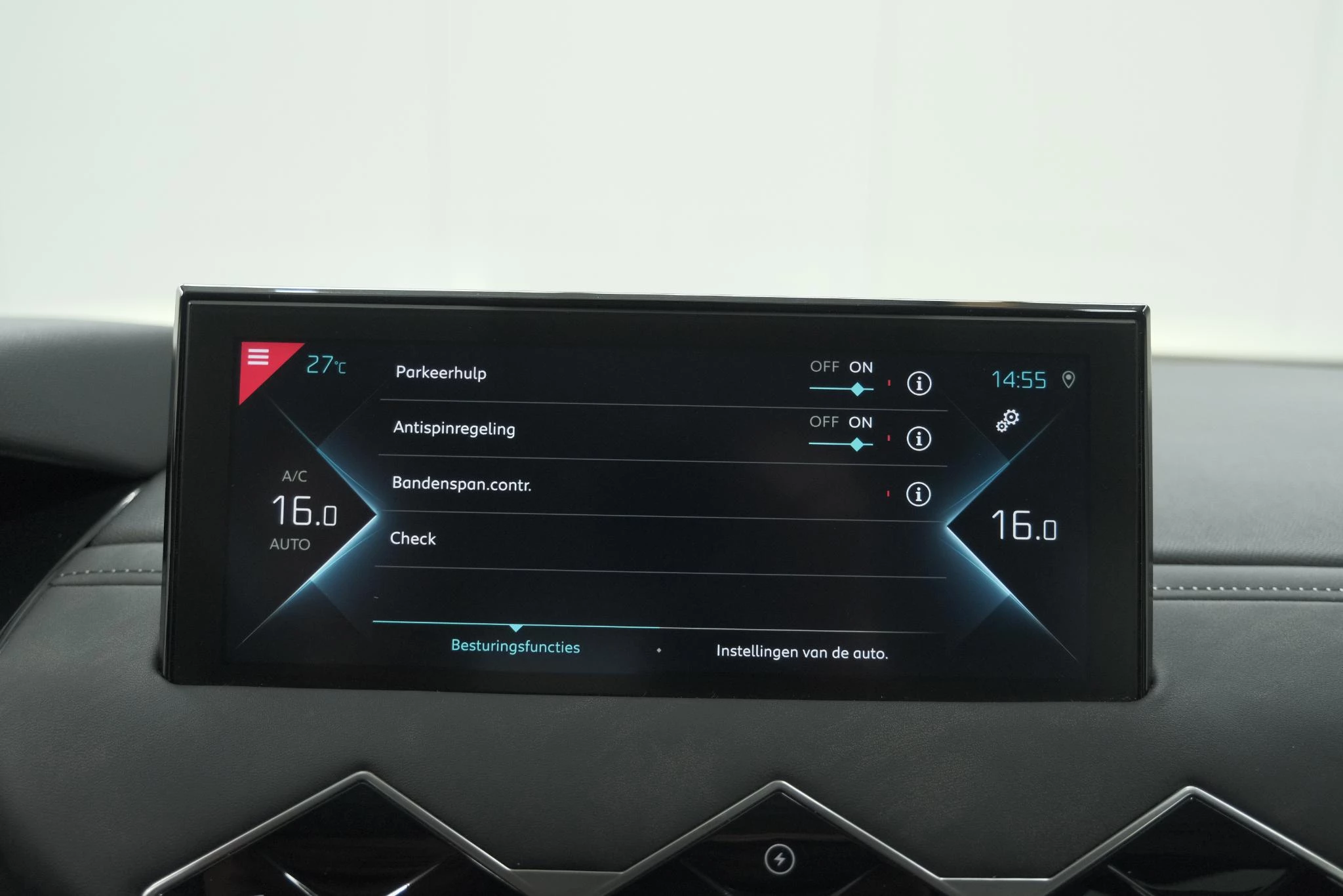Hoofdafbeelding DS DS 3