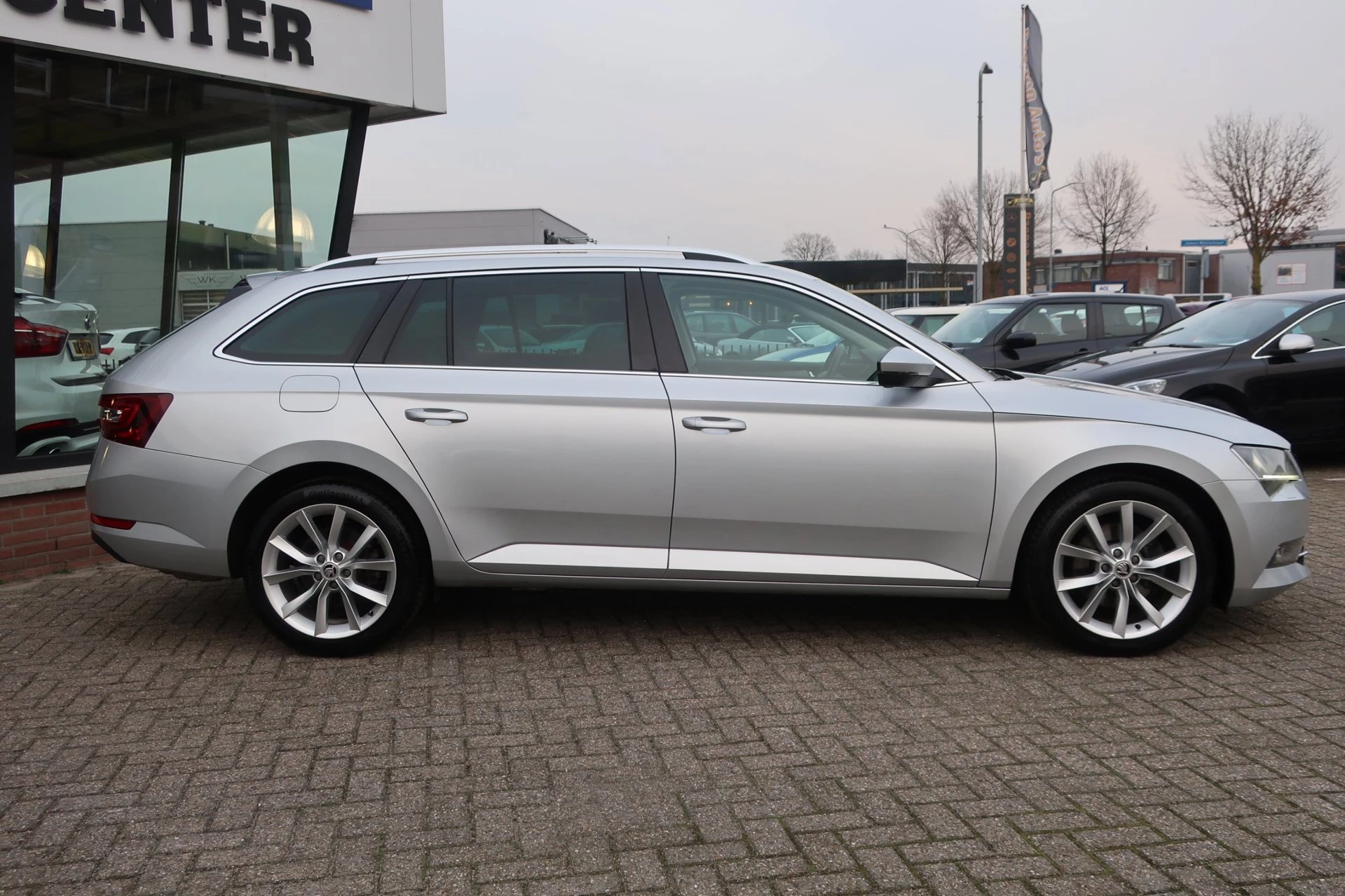 Hoofdafbeelding Škoda Superb