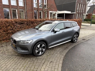 Volvo V60 Cross Country 2.0 T5 250PK AWD Polestar Pano Leder Stoelkoeling Massage Keyless Memory HUD ACC Trekhaak