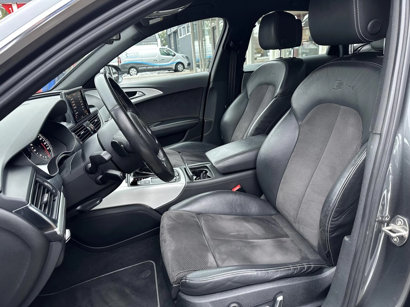 Hoofdafbeelding Audi A6