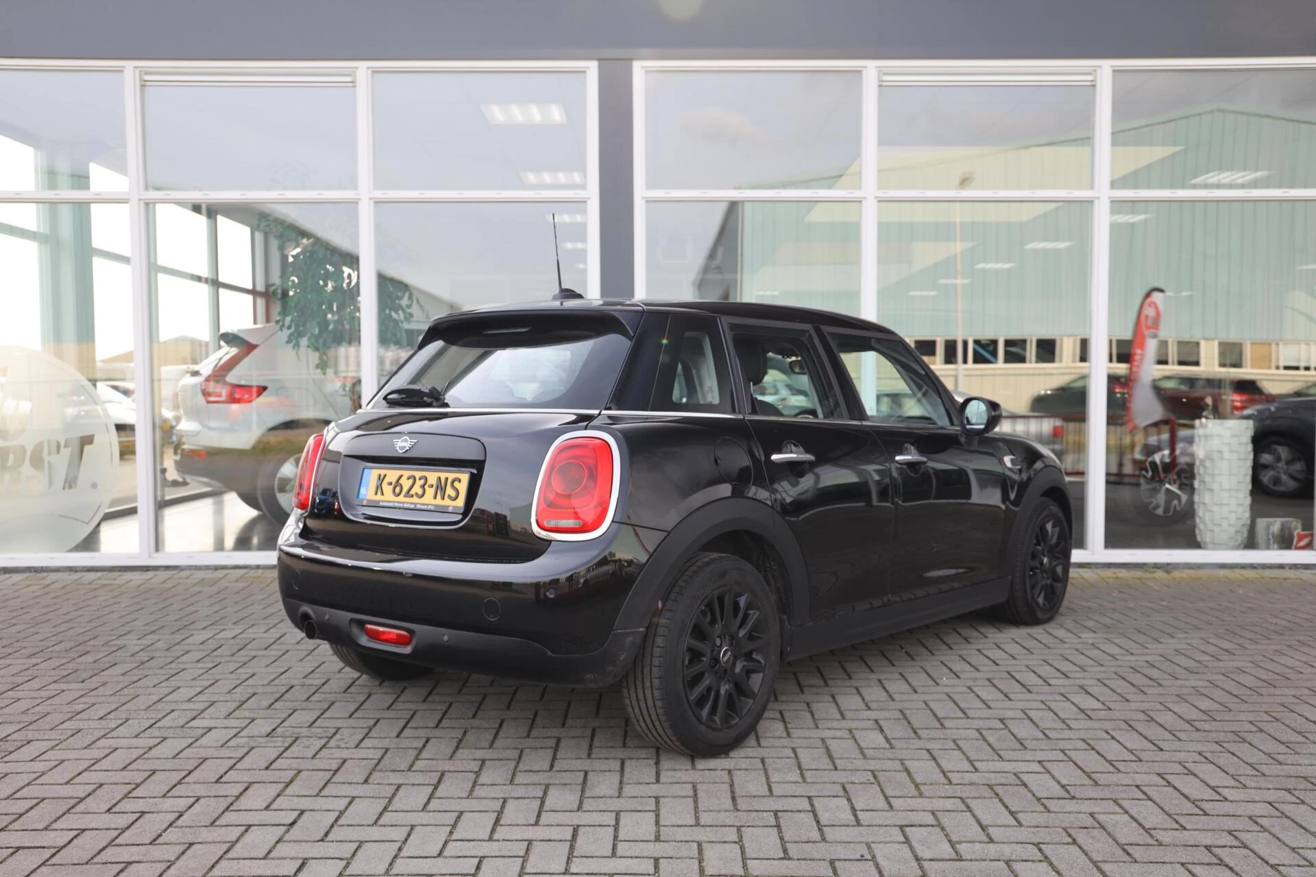 Hoofdafbeelding MINI One