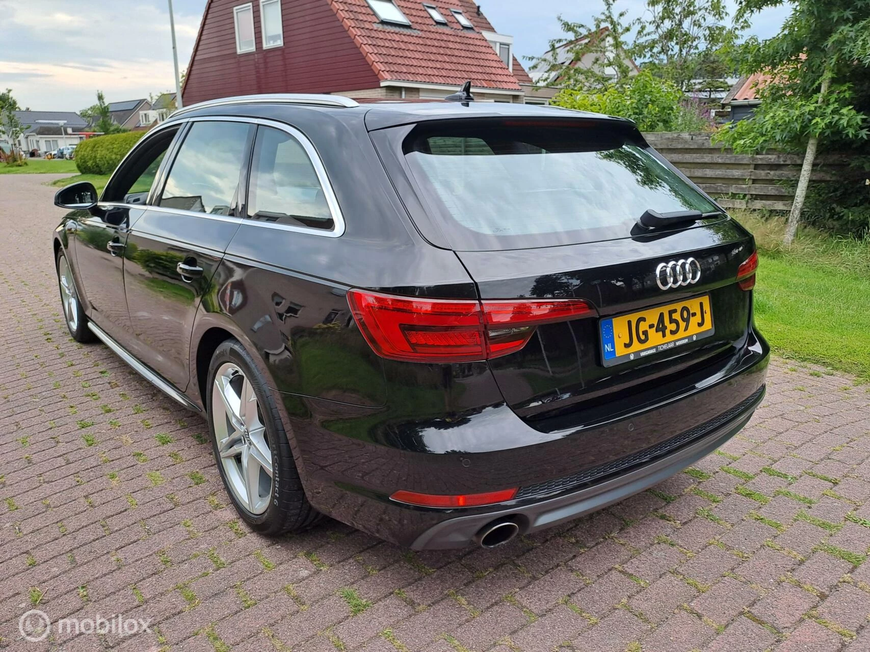 Hoofdafbeelding Audi A4