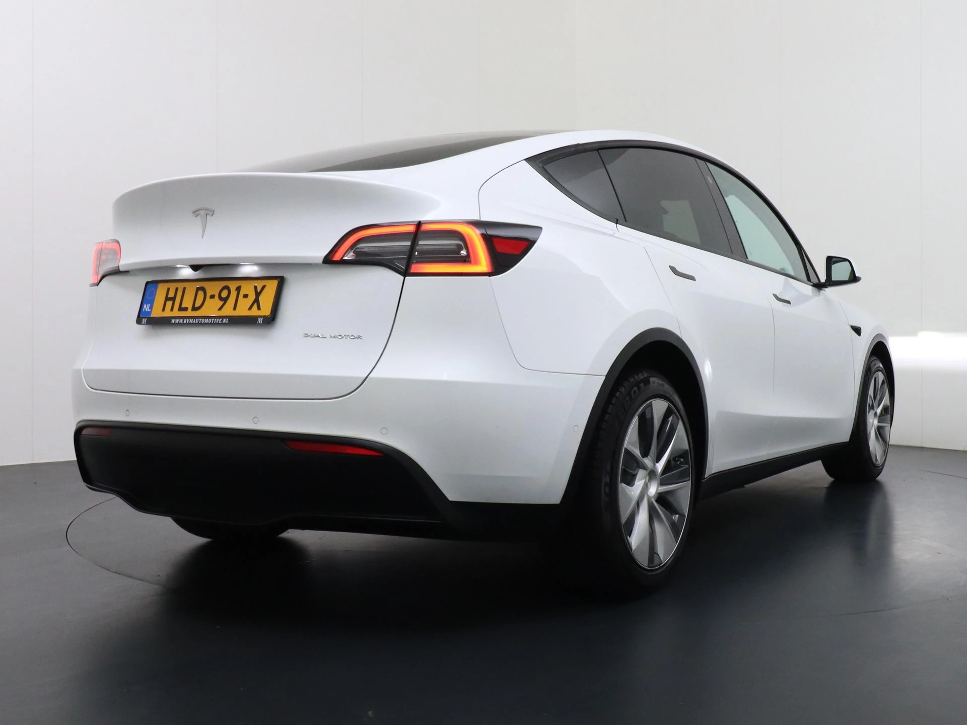 Hoofdafbeelding Tesla Model Y