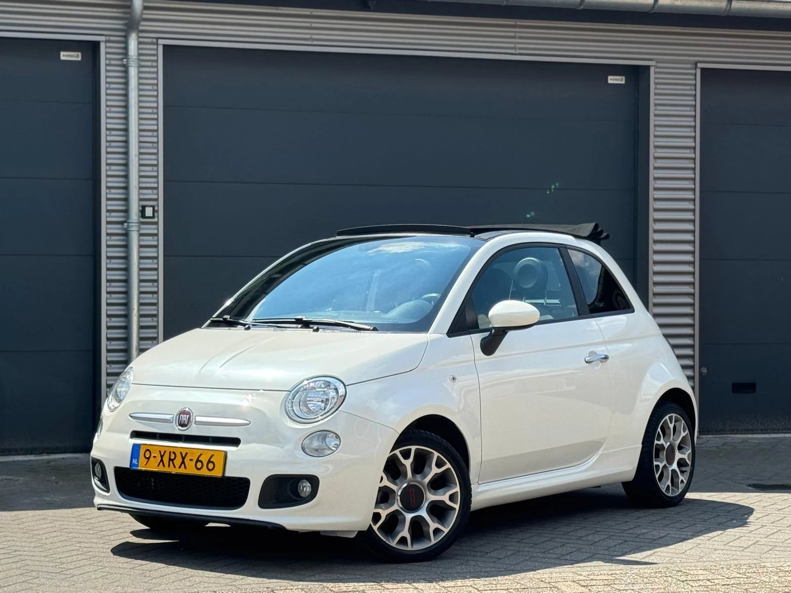 Hoofdafbeelding Fiat 500C