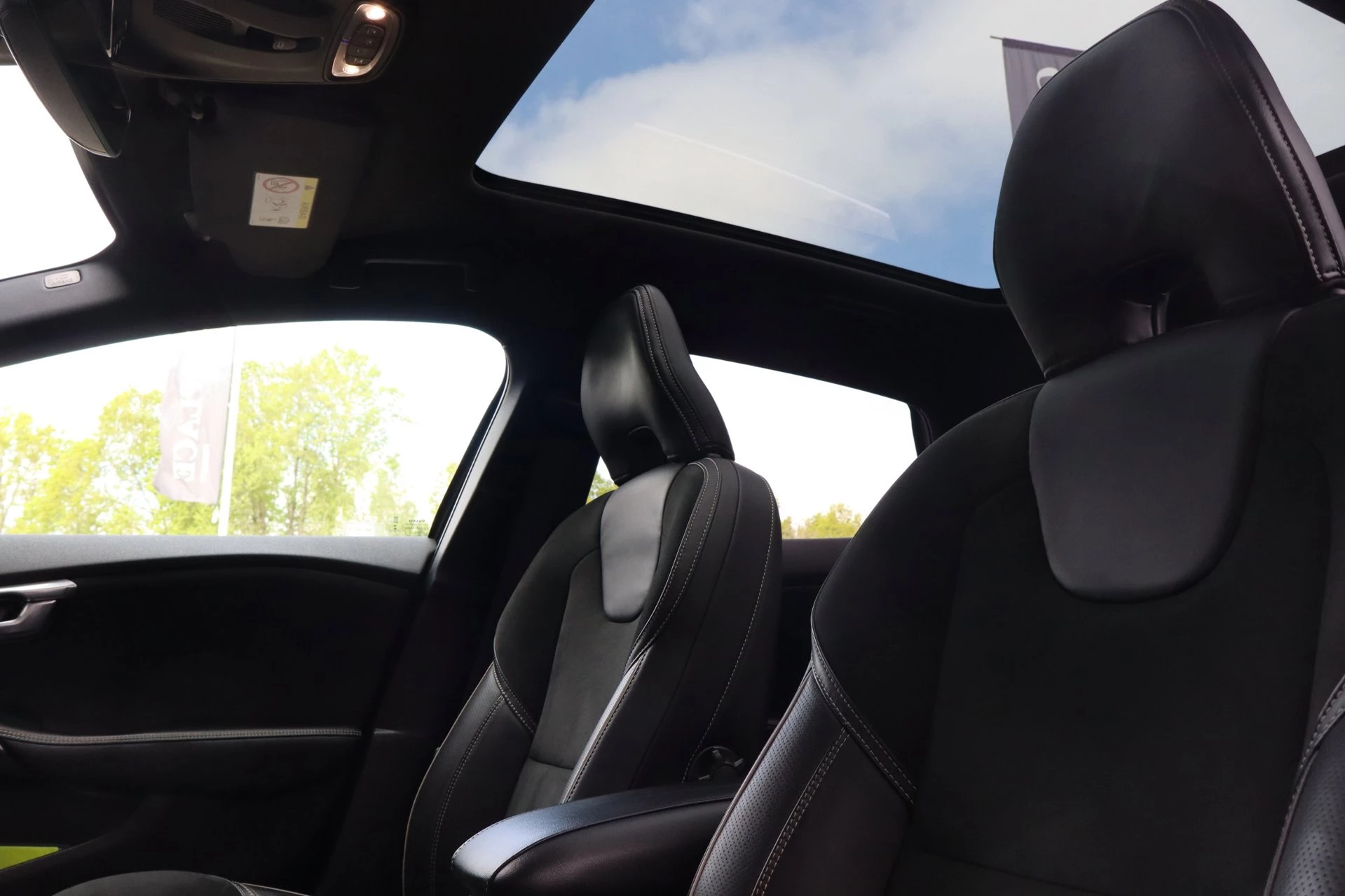 Hoofdafbeelding Volvo V40