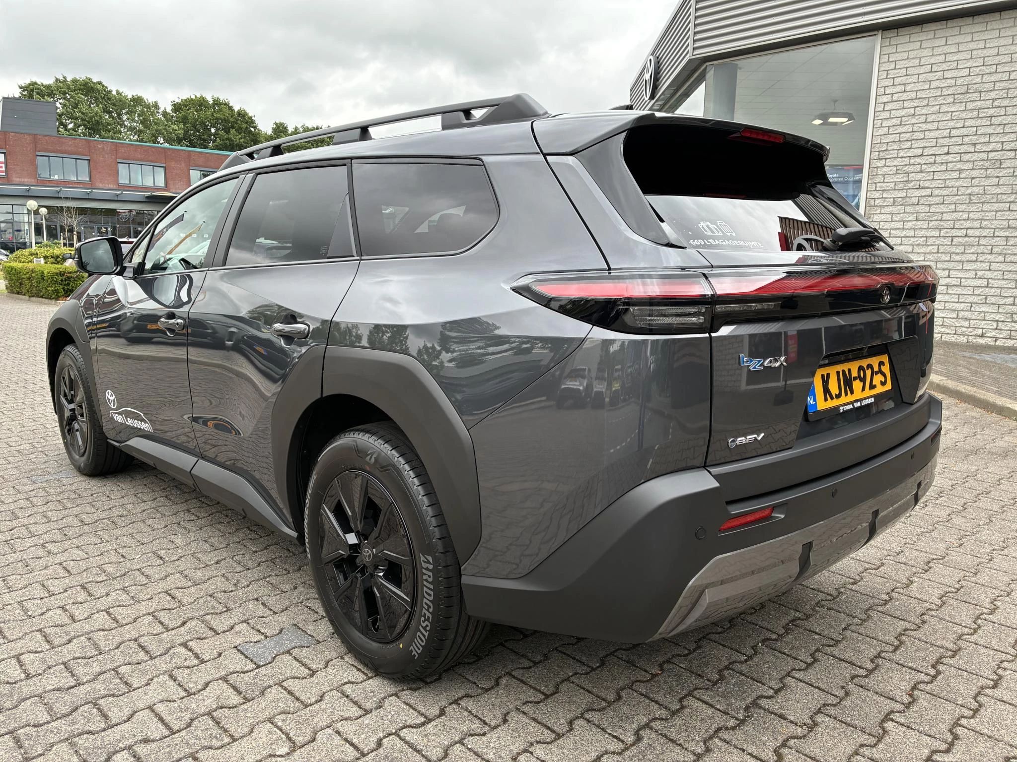 Hoofdafbeelding Toyota bZ4X