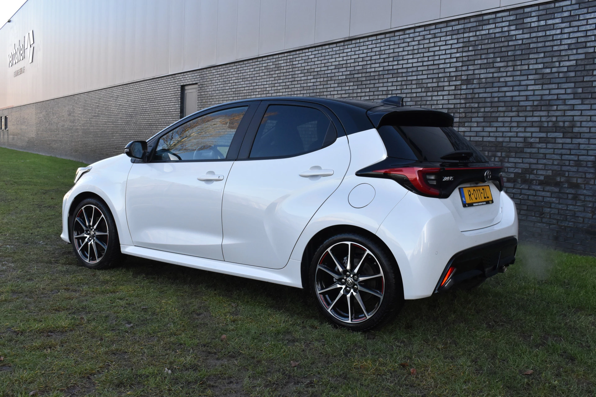 Hoofdafbeelding Toyota Yaris