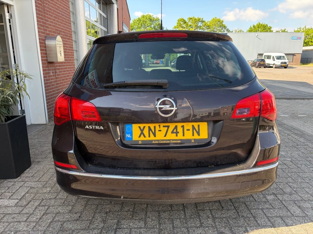 Hoofdafbeelding Opel Astra