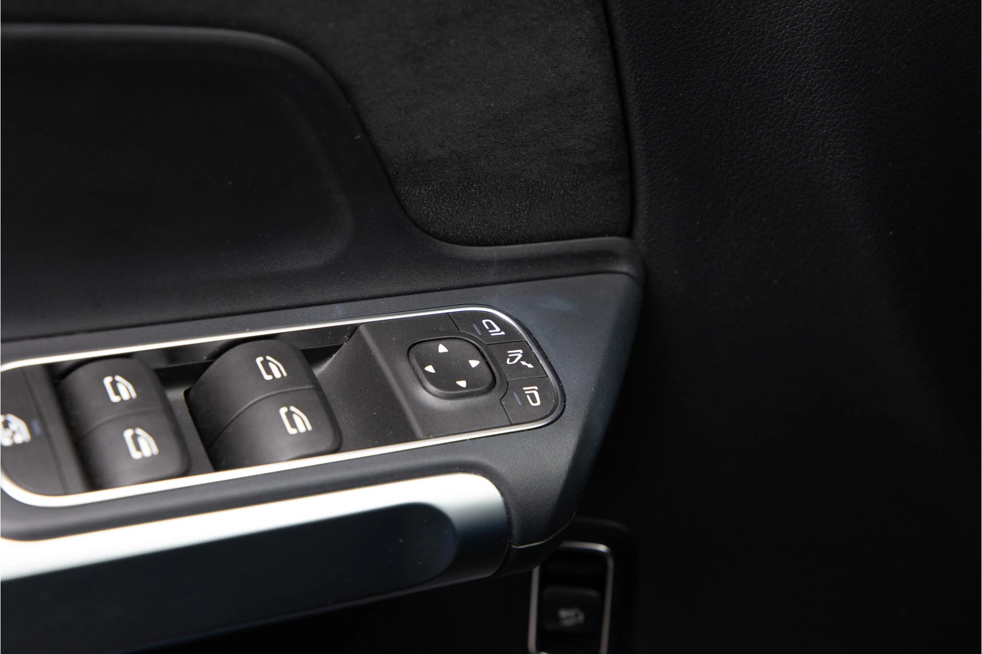 Hoofdafbeelding Mercedes-Benz EQB