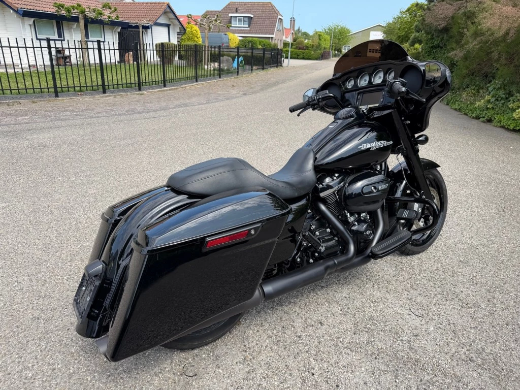 Hoofdafbeelding Harley-Davidson Street Glide