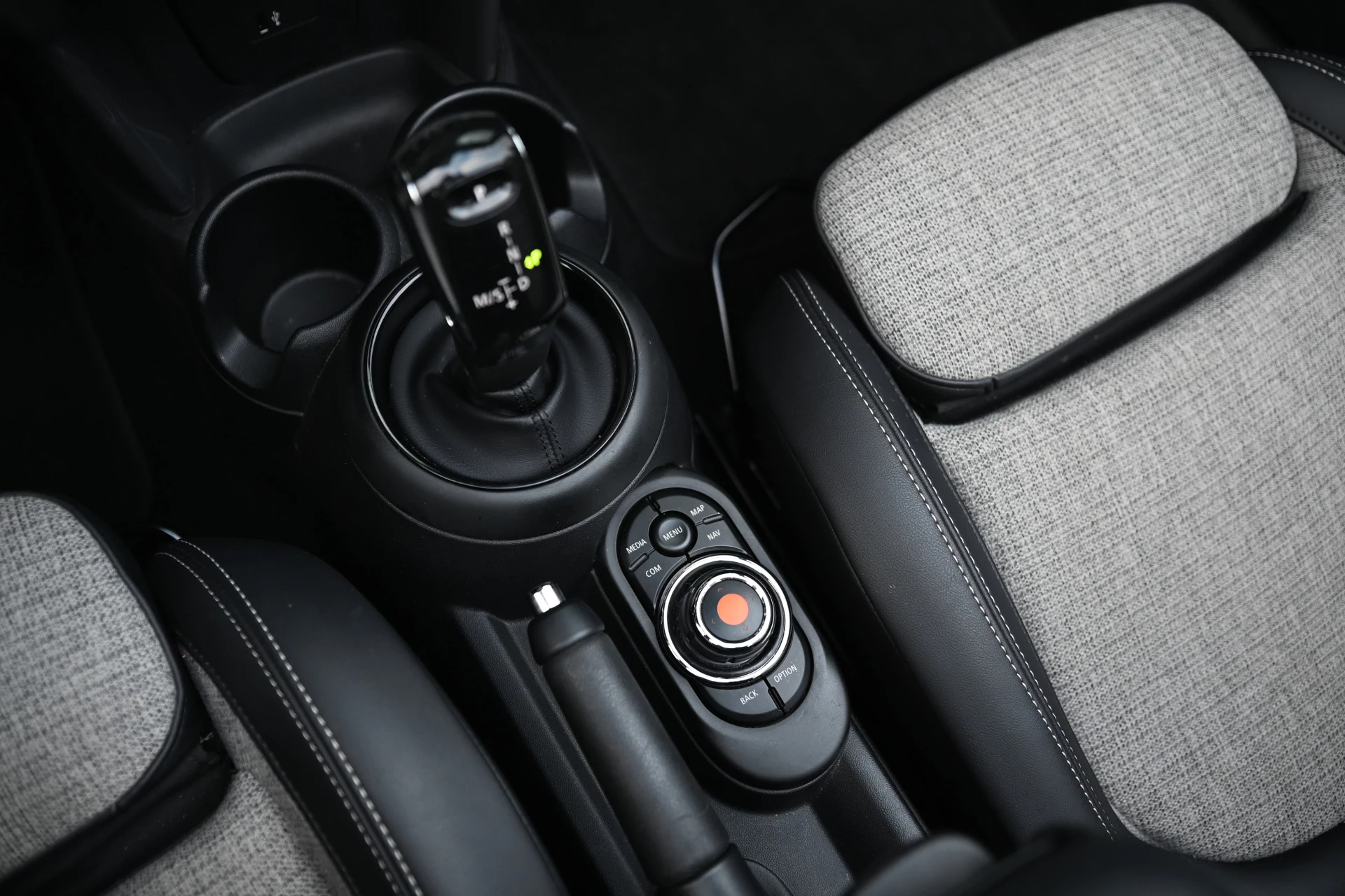 Hoofdafbeelding MINI Cooper Cabrio