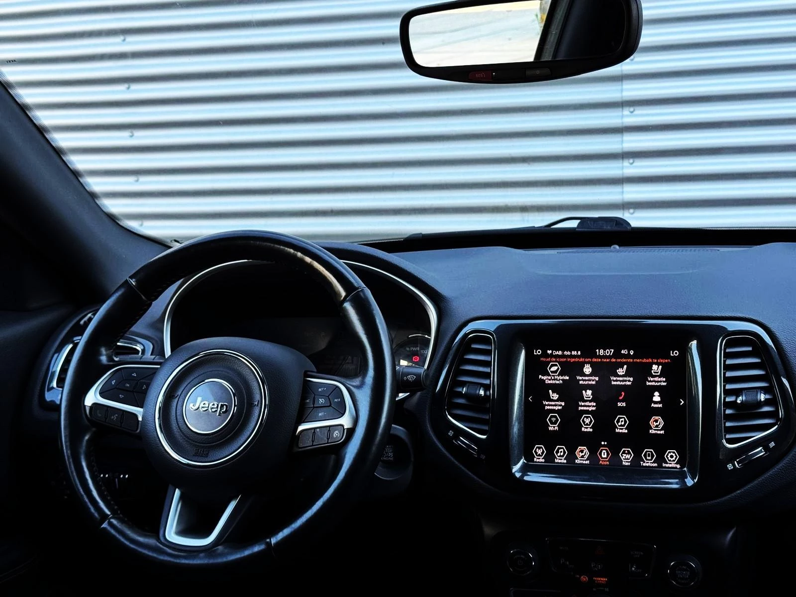 Hoofdafbeelding Jeep Compass