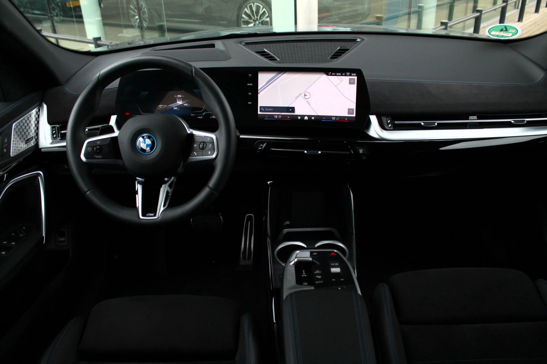 Hoofdafbeelding BMW iX2
