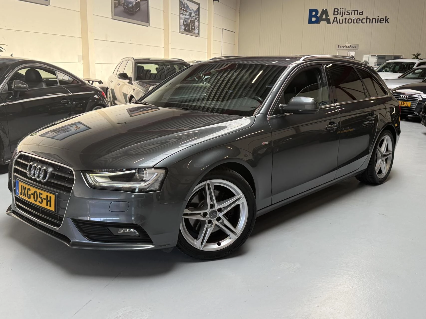 Hoofdafbeelding Audi A4