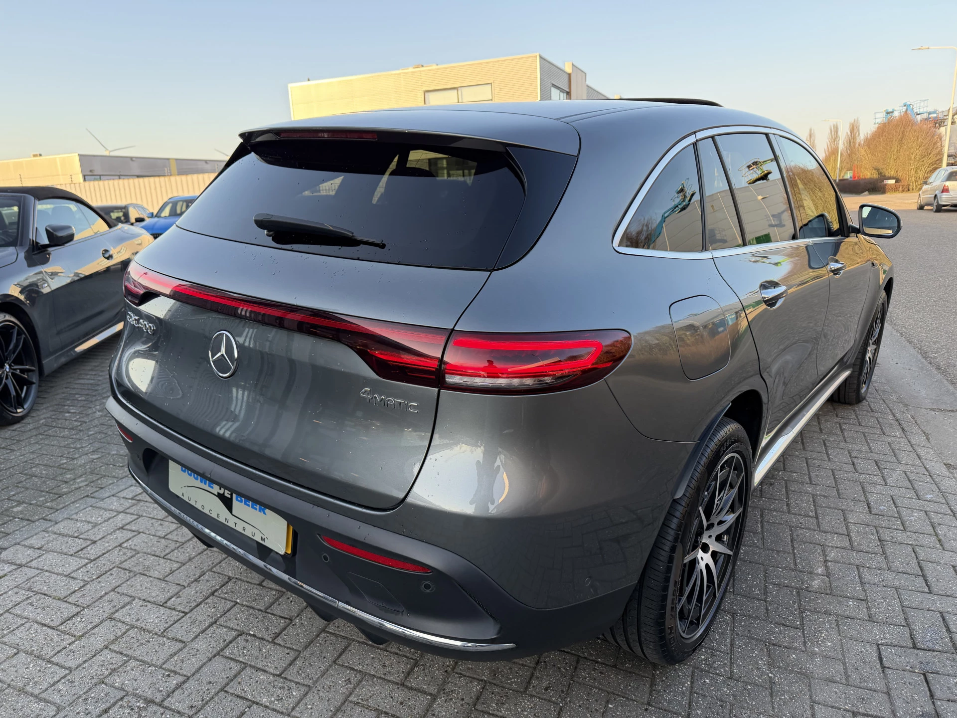 Hoofdafbeelding Mercedes-Benz EQC