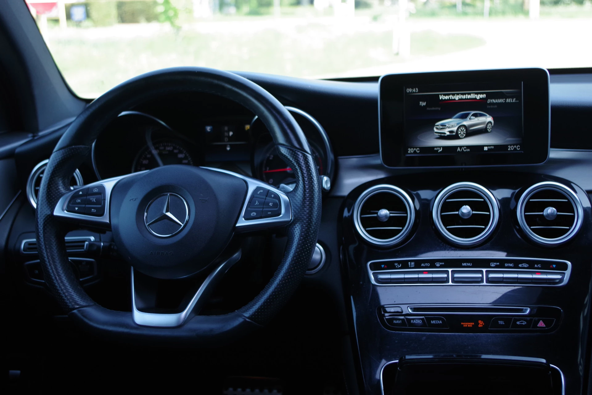 Hoofdafbeelding Mercedes-Benz GLC