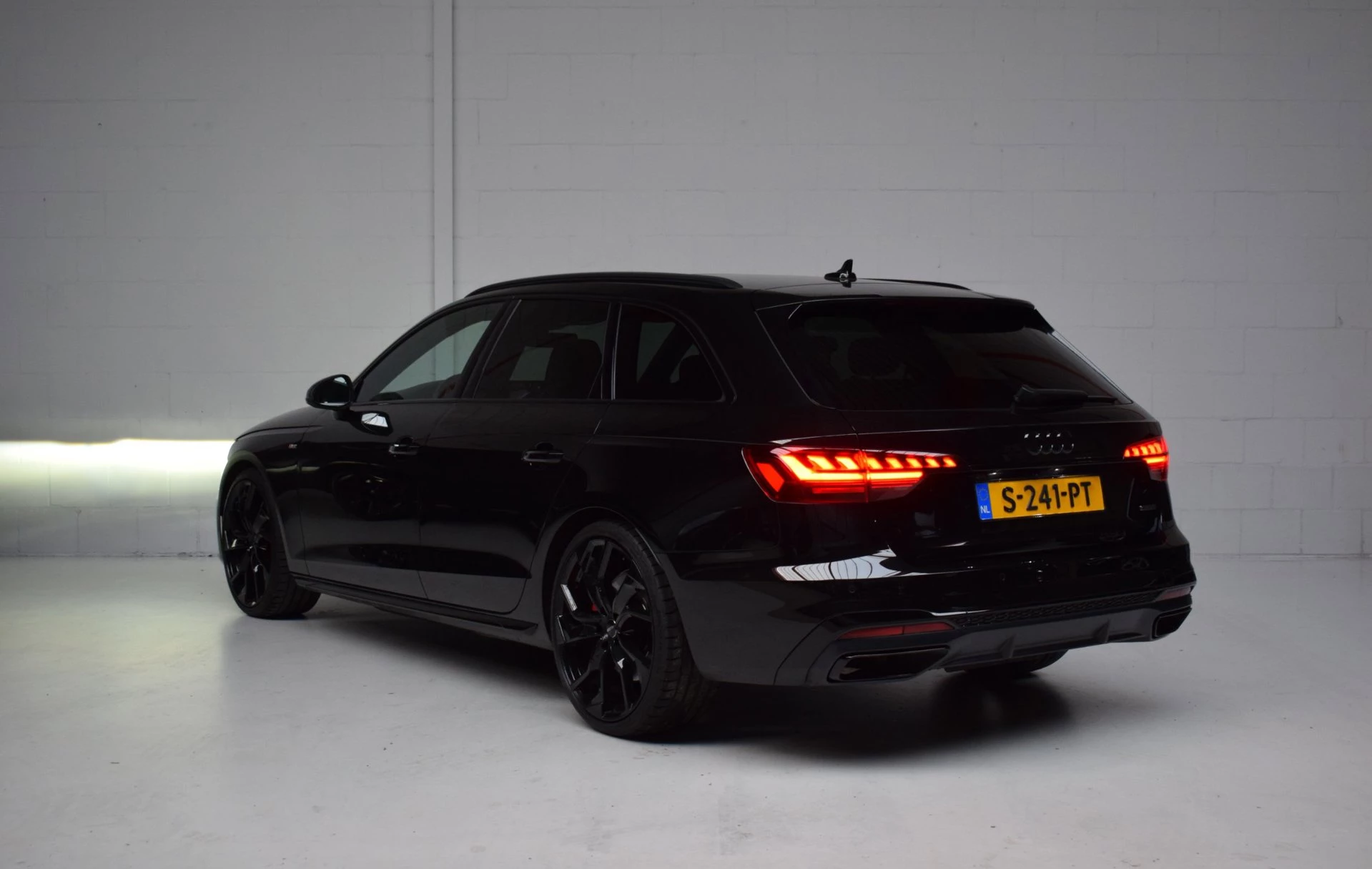 Hoofdafbeelding Audi A4