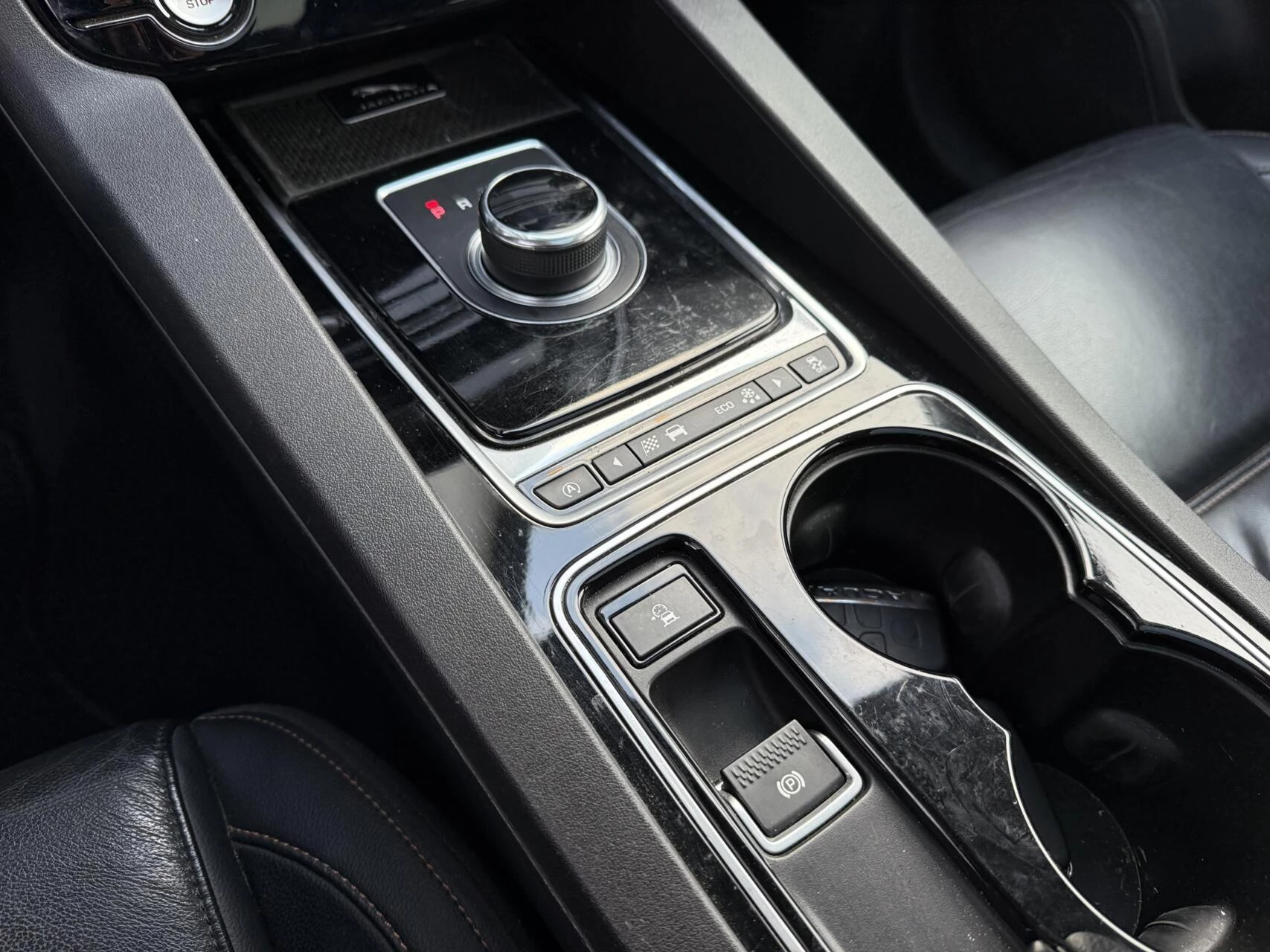 Hoofdafbeelding Jaguar F-PACE