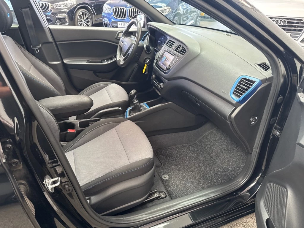 Hoofdafbeelding Hyundai i20