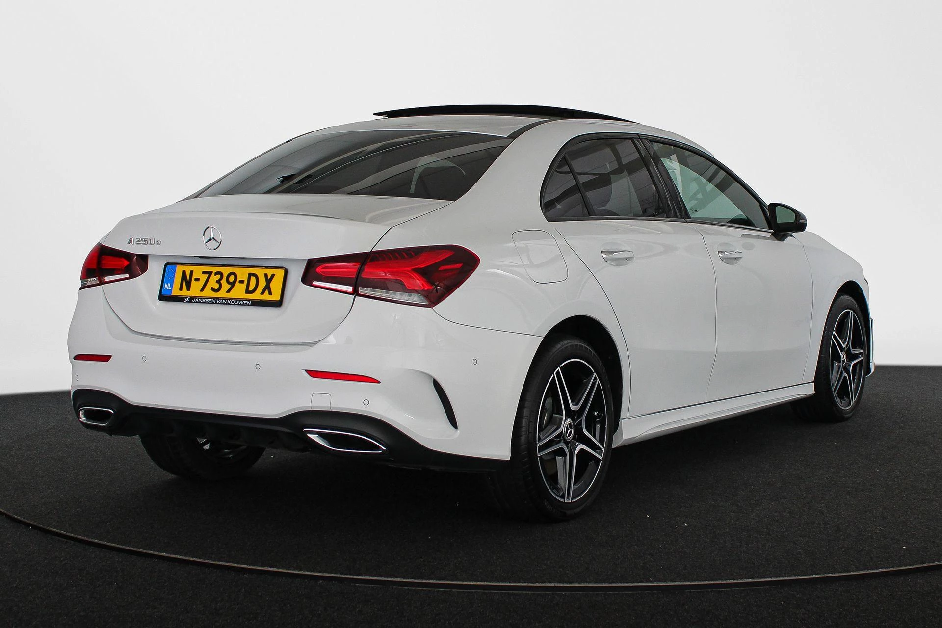 Hoofdafbeelding Mercedes-Benz A-Klasse