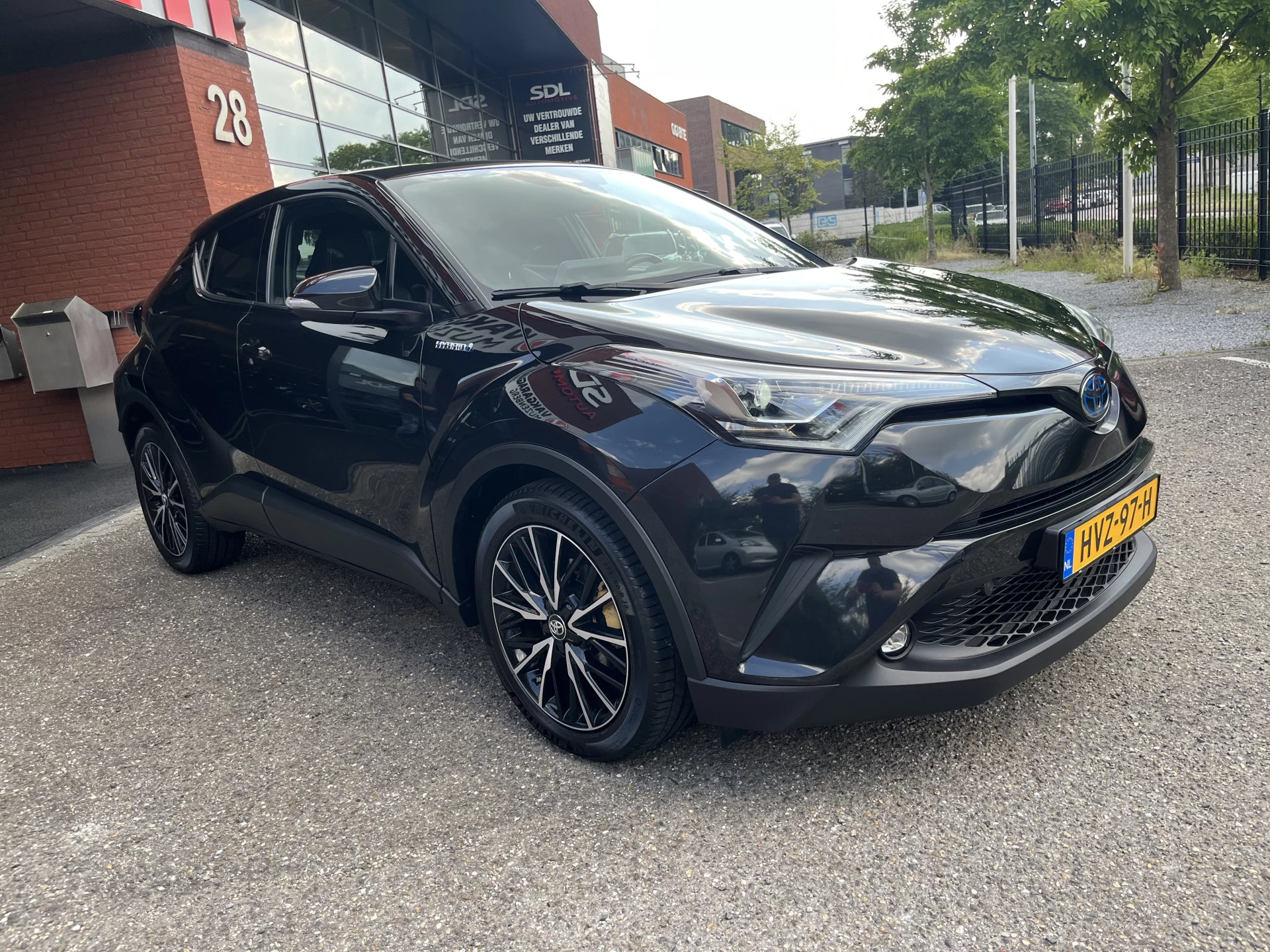 Hoofdafbeelding Toyota C-HR