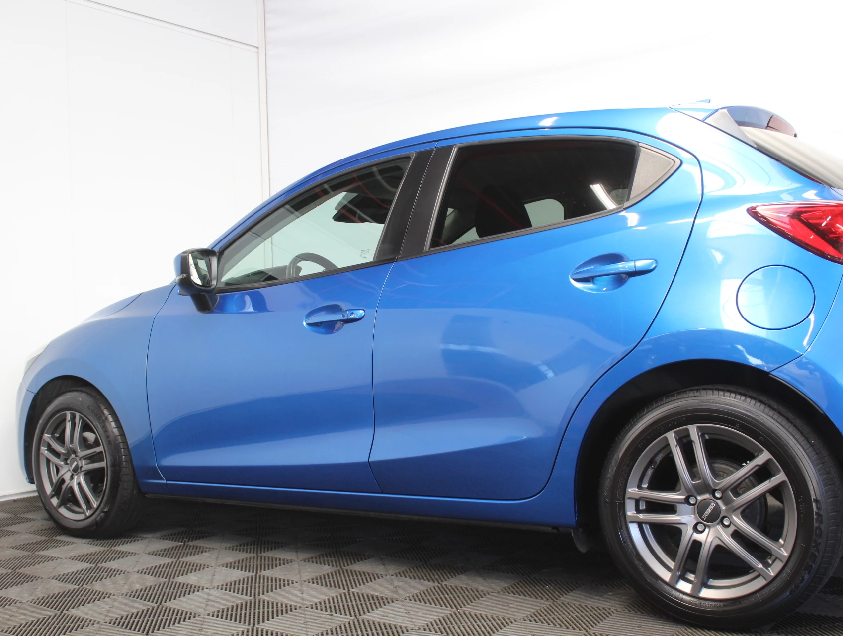 Hoofdafbeelding Mazda 2