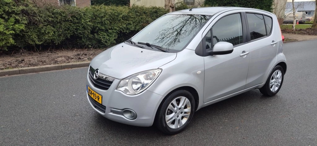 Hoofdafbeelding Opel Agila