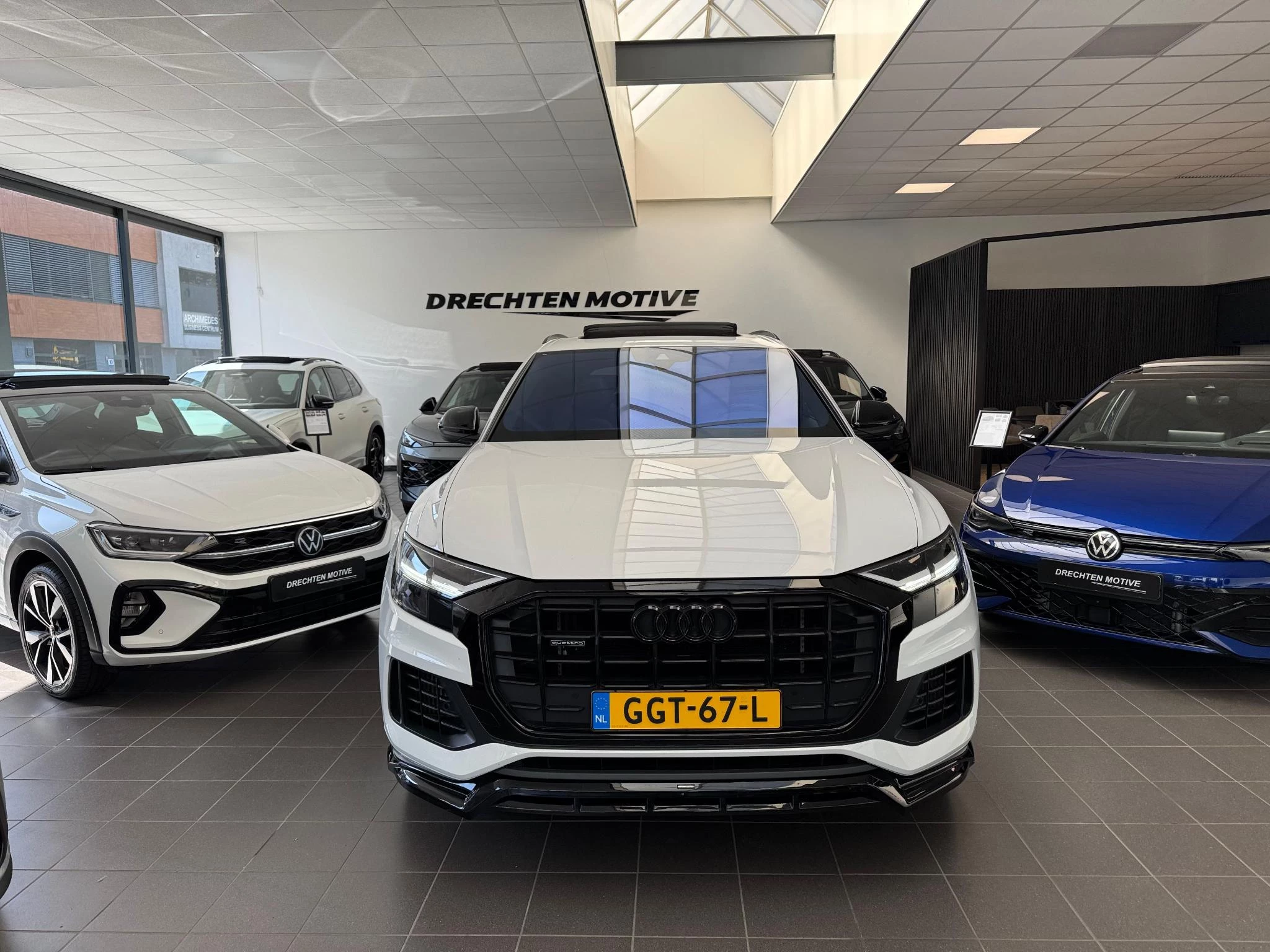 Hoofdafbeelding Audi Q8