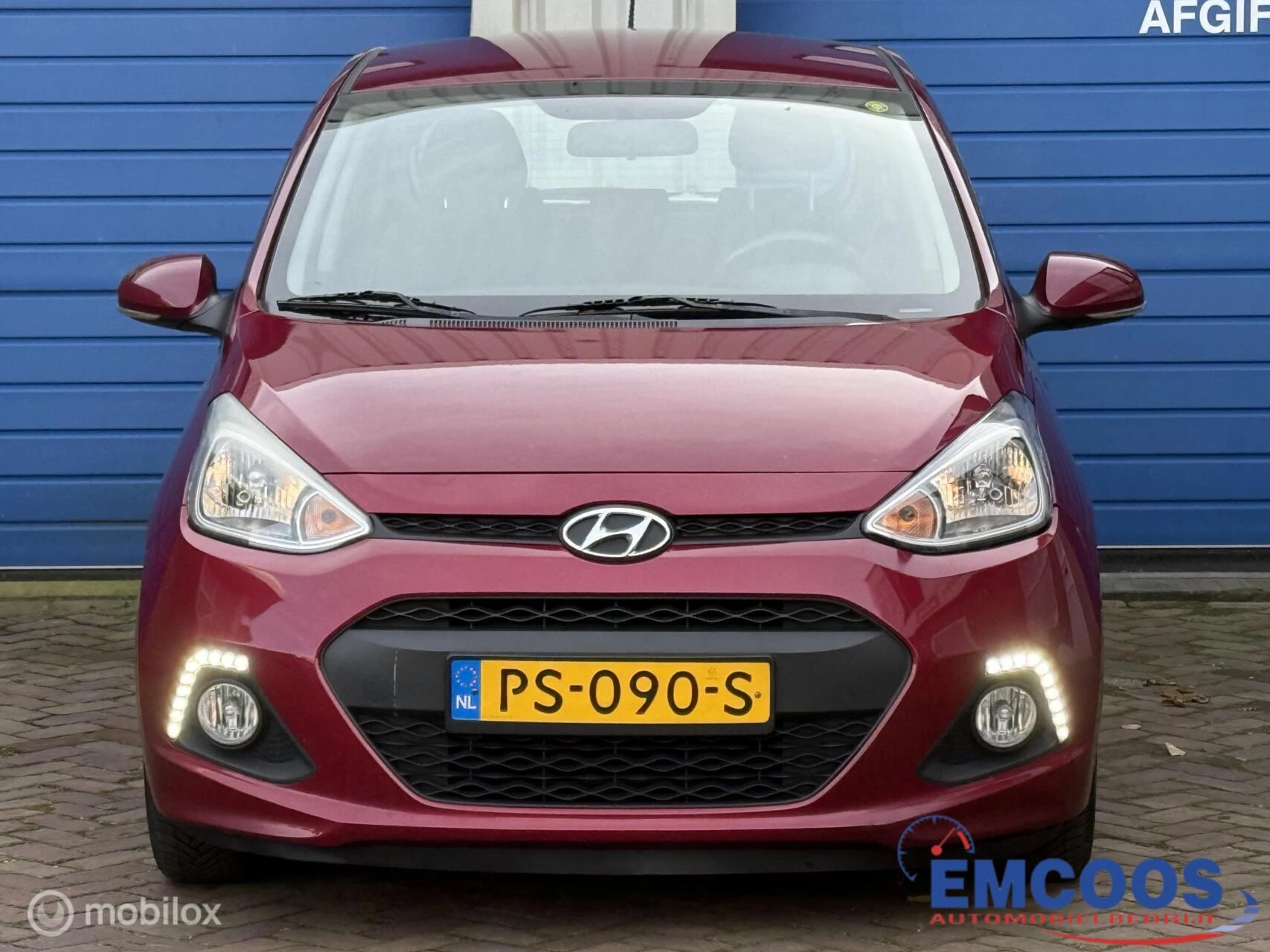 Hoofdafbeelding Hyundai i10