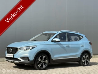 MG ZS EV Luxury 45 kWh, Pano, Leder, Navi, 38 dkm ! Vol