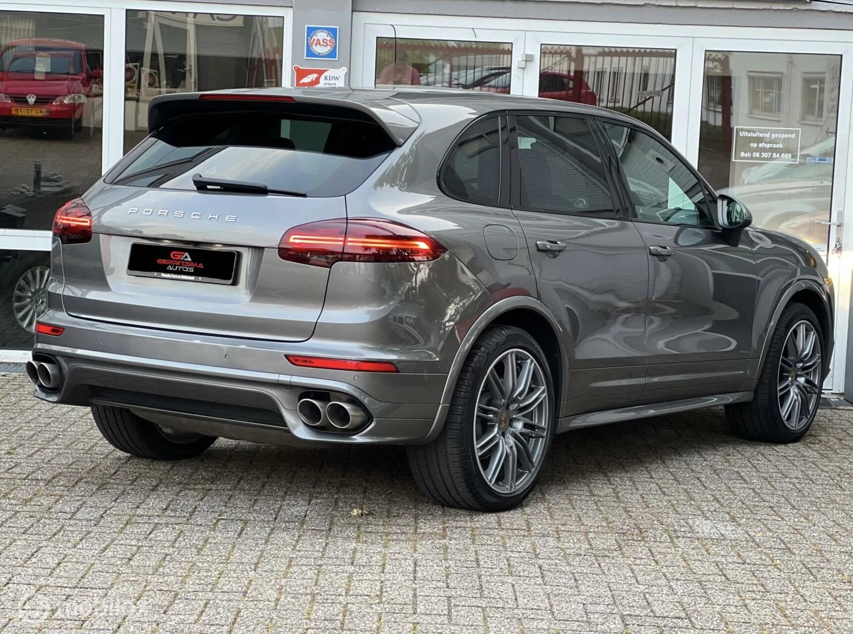 Hoofdafbeelding Porsche Cayenne