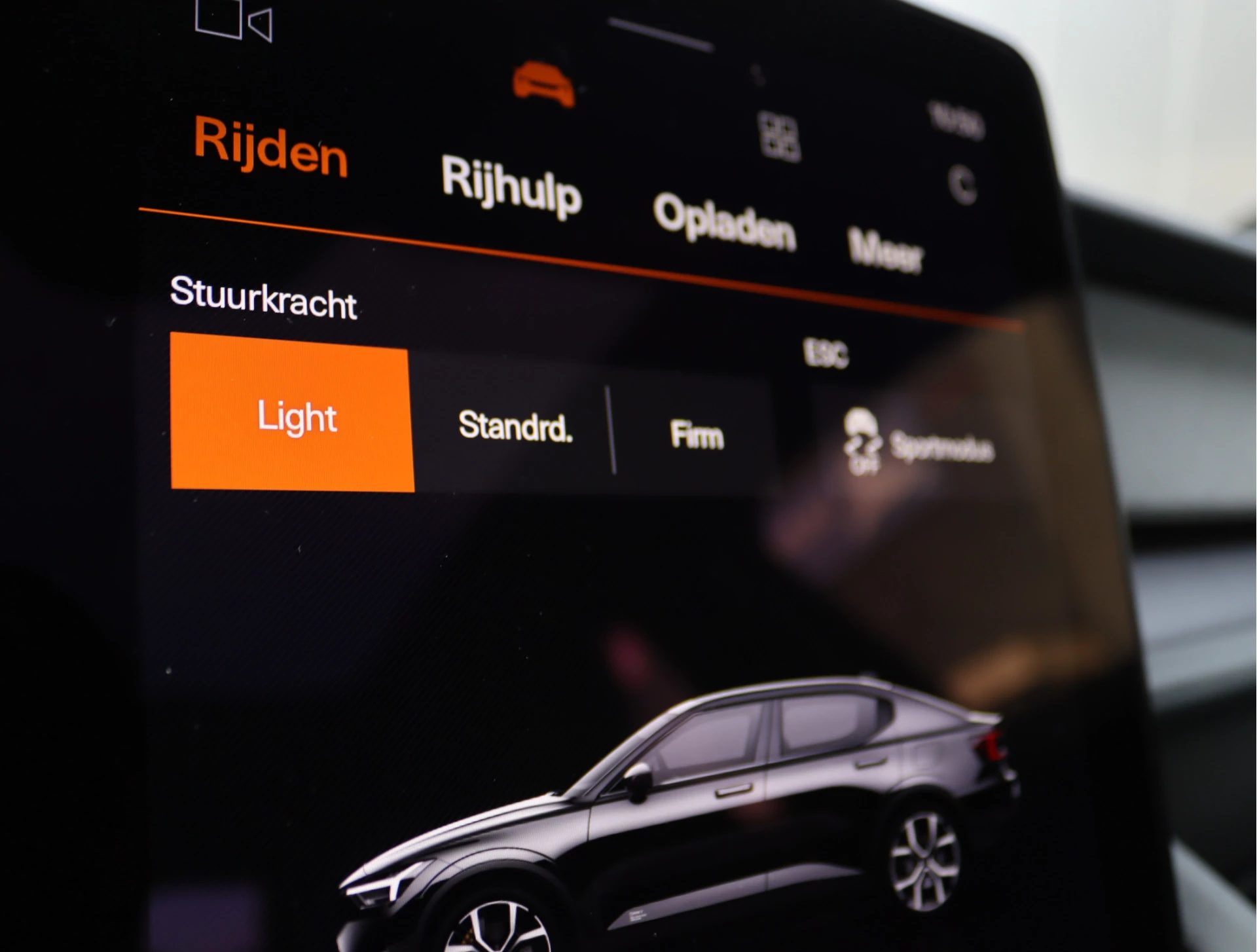 Hoofdafbeelding Polestar 2