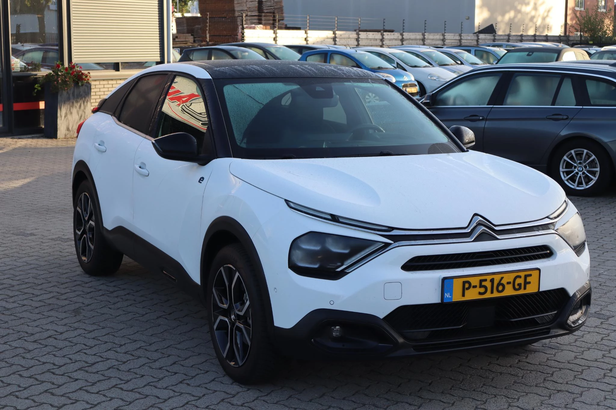 Hoofdafbeelding Citroën ë-C4