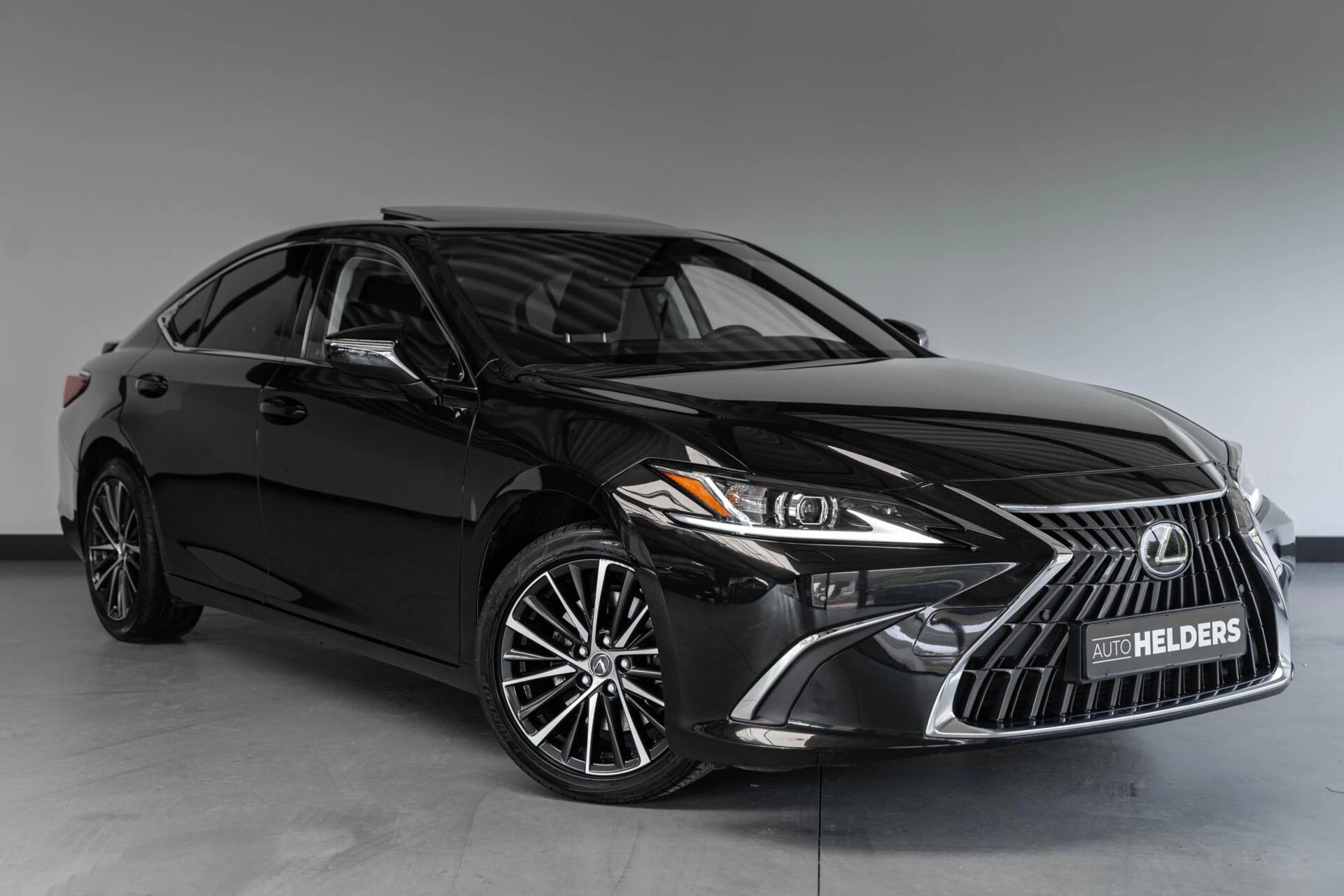 Hoofdafbeelding Lexus ES