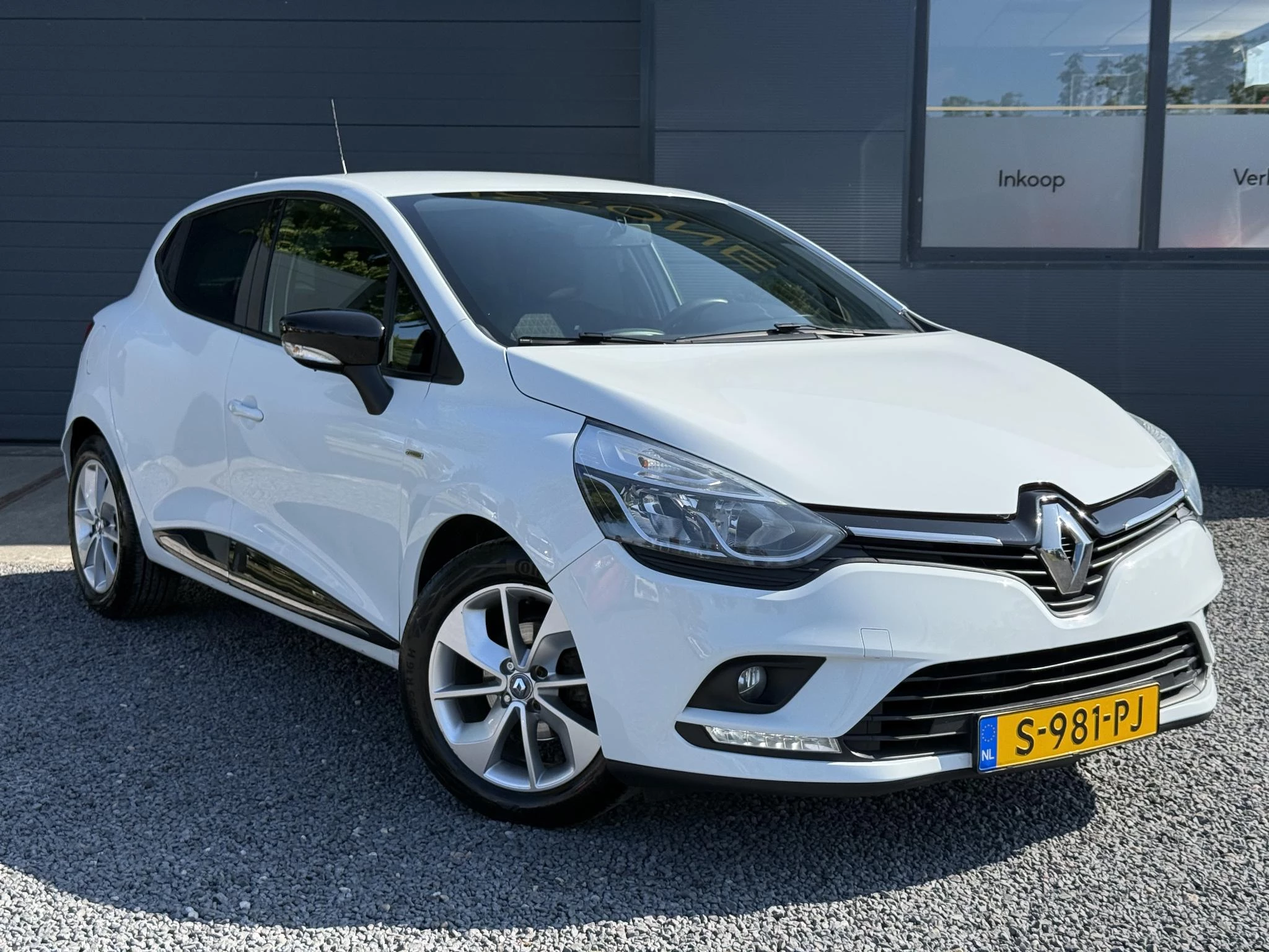 Hoofdafbeelding Renault Clio