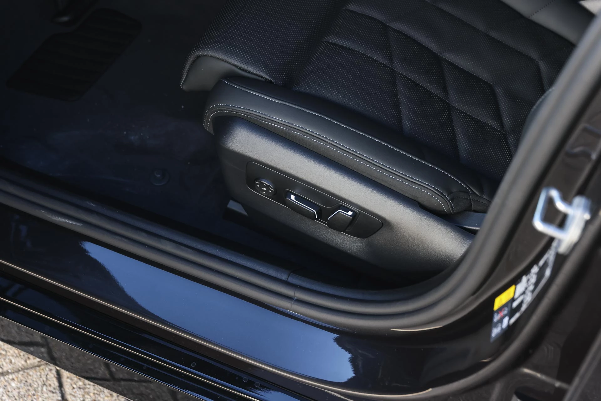 Hoofdafbeelding BMW i5