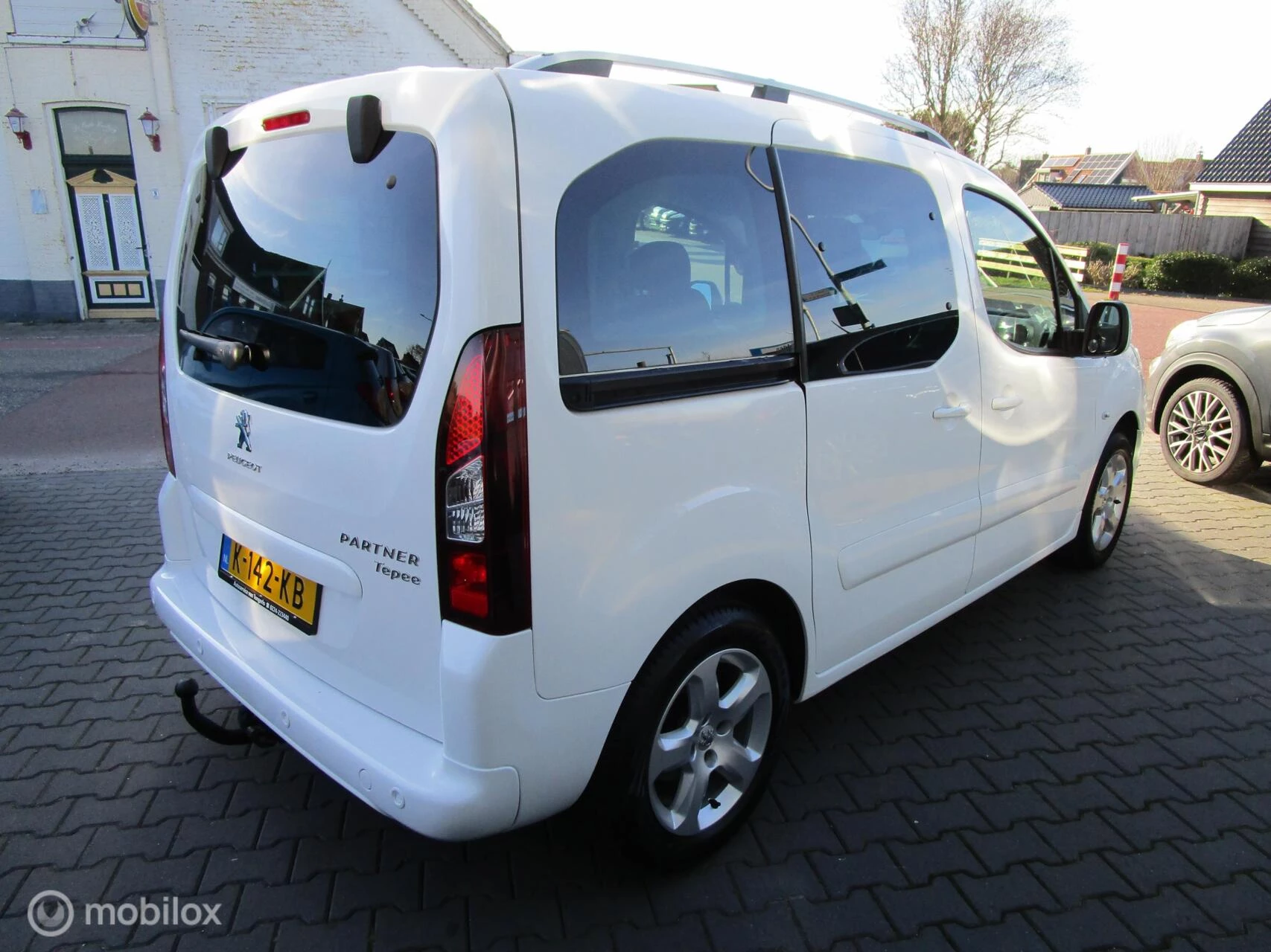 Hoofdafbeelding Peugeot Partner