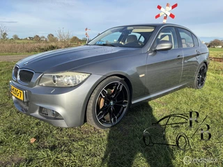 BMW 3-serie 318i Business Line AUTOMAAT AIRCO NAVI CRUISE