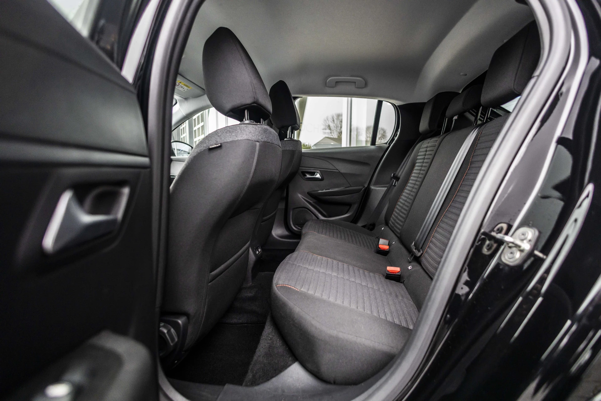 Hoofdafbeelding Peugeot e-208