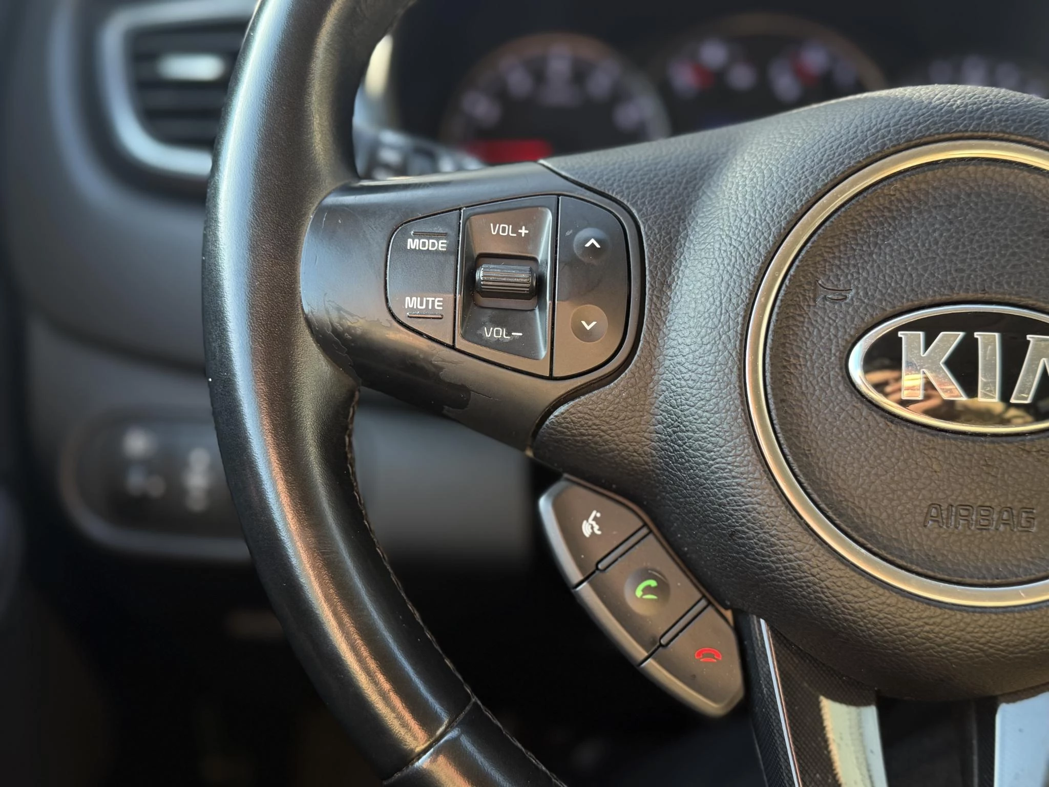 Hoofdafbeelding Kia Carens