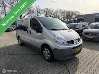 Renault Trafic Passenger 2.0 dCi  9 pers oli druk melding