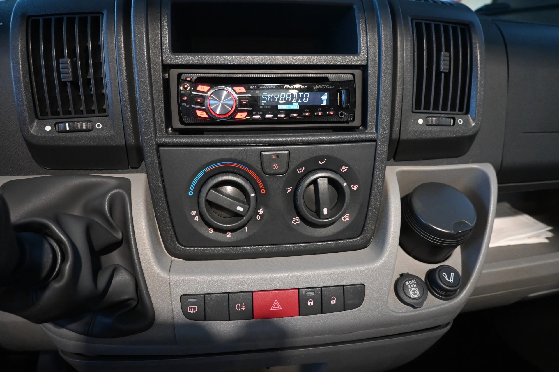 Hoofdafbeelding Chausson WELCOME 64