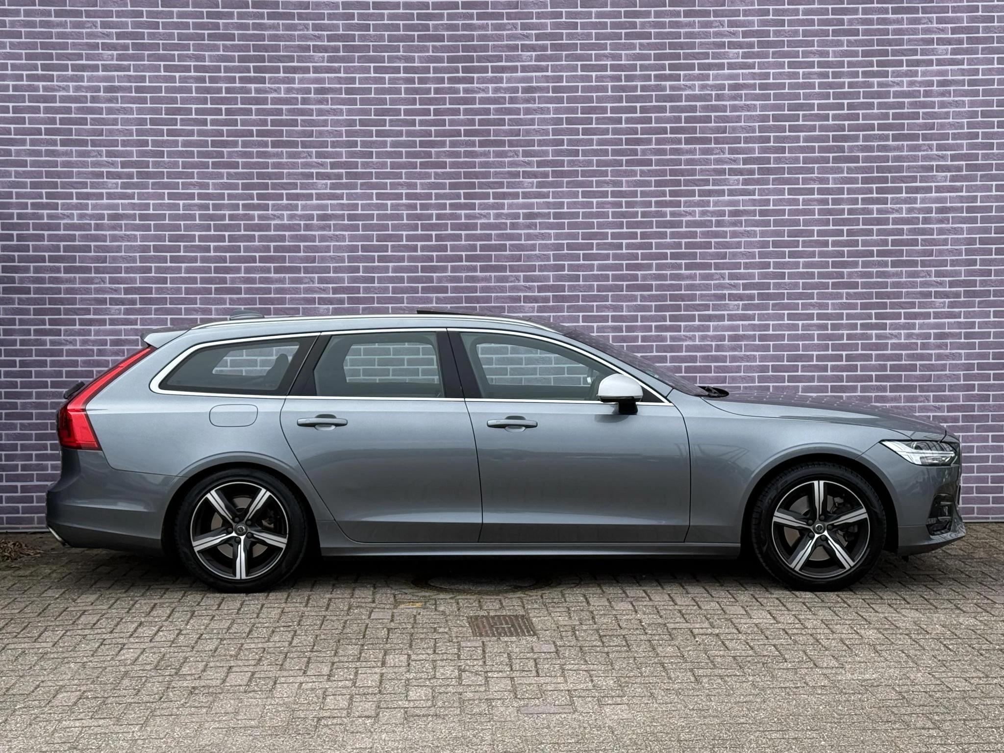Hoofdafbeelding Volvo V90